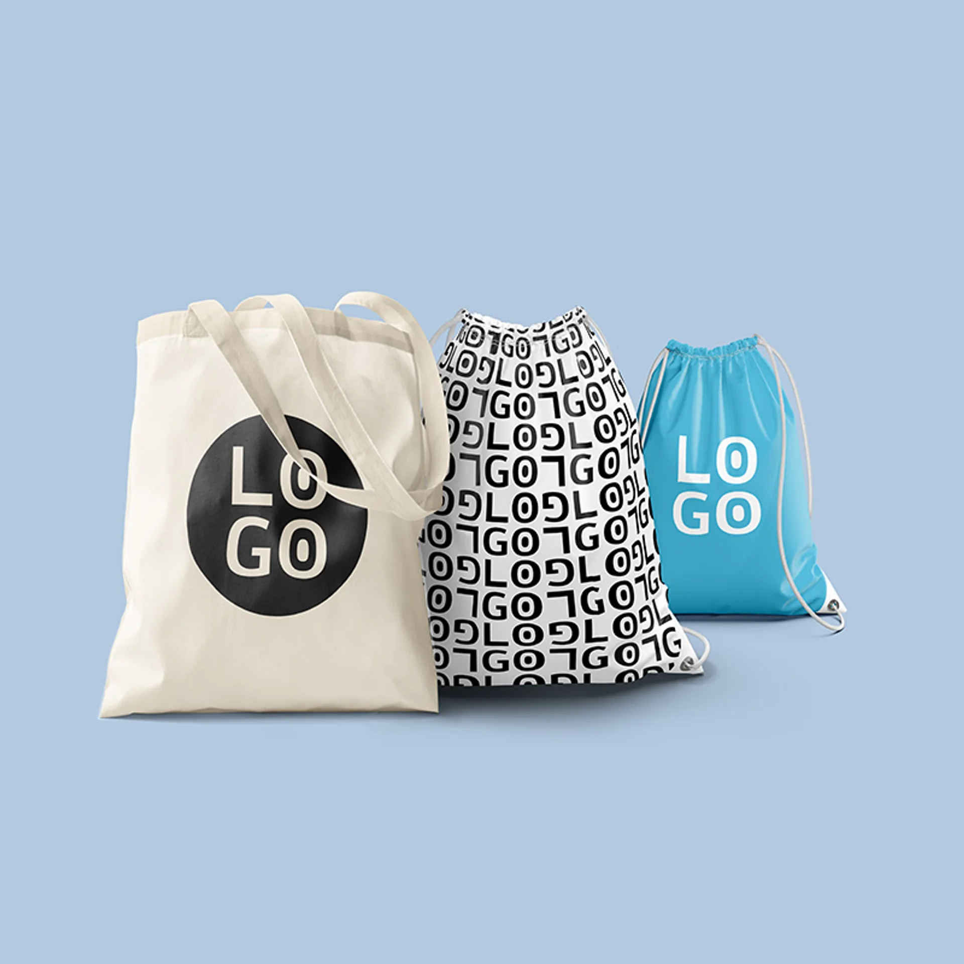 תיקים ממותגים