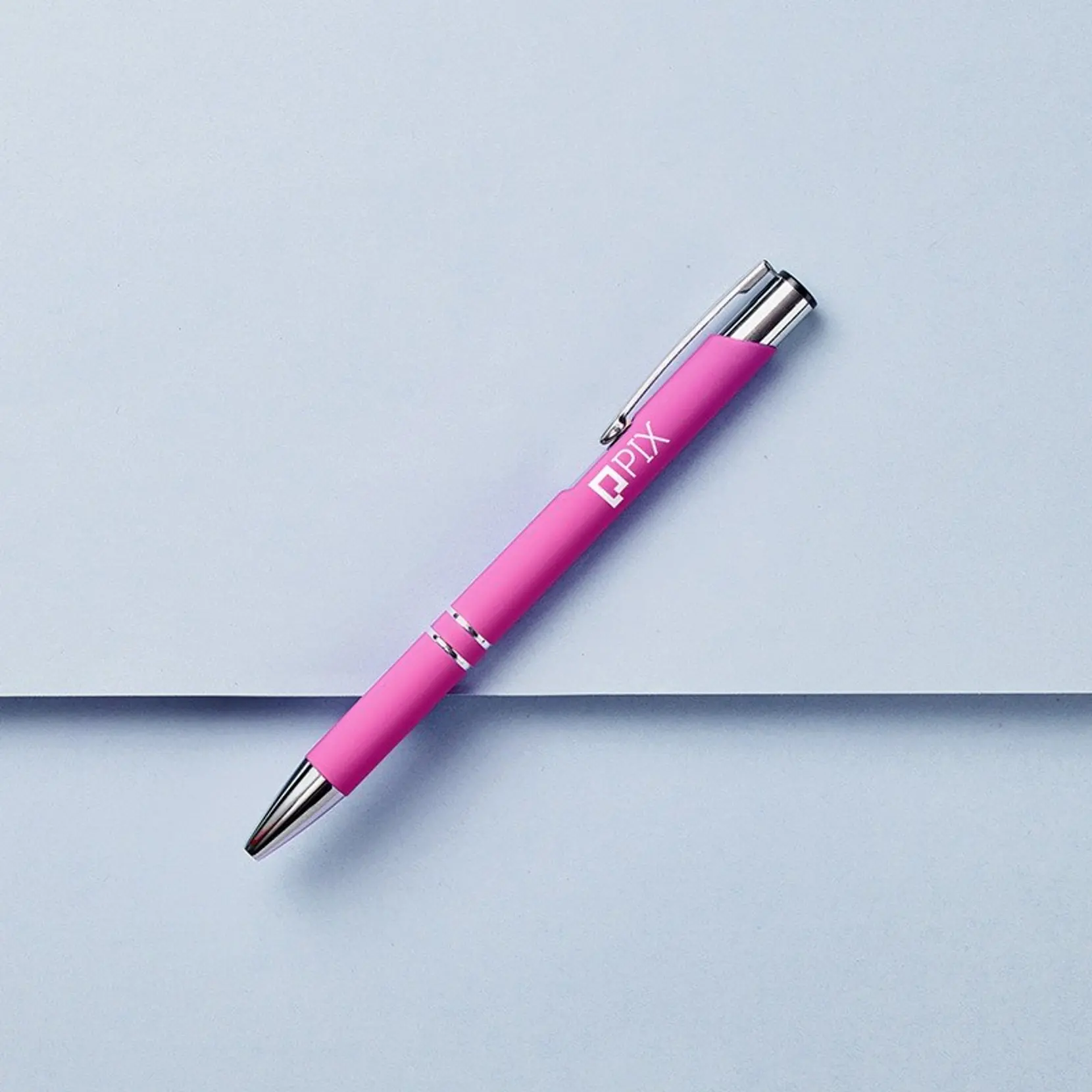 עט גימור קטיפה