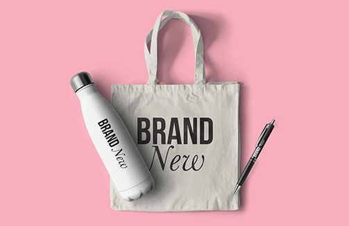 מוצרי פרסום ממותגים עם הלוגו שלך